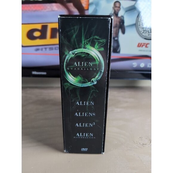 Alien Quadrilogy DVD Box Set 4 Sci-Fi Horror Movie Classic Region 1 - Picture 4 of 16